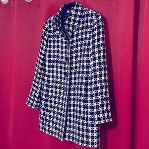 Lightly used - Ann Taylor - Wool Blend Coat. Size 12. True to size